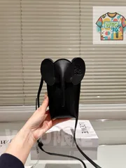 【今日特価】Loewe Elephant Phone Bag / ロエベ エレファント フォン バッグ / 送料無料！在庫限定価格-WTO輸入2