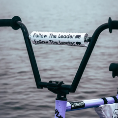 FTL - Follow The Leader Bicycle Pad/White ハンドル用　bmx