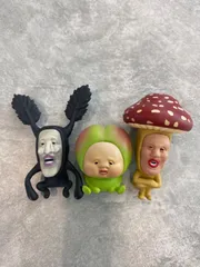 【３個セット】　こびとづかん おすわりマスコット 2 1  こびとずかん　こびと図鑑　イチゴクレナイ　バイブスマダラ　アラシクロバネ　タカラコガネ　カクレケダマ　シノビイエコビト　カクレモモジリ　シークレット　スモモノウチ　リトルハナガシラ ベニキノコビト