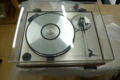 YAMAHA GT-2000 レコードプレーヤー 通電確認済み本体美品蓋割れあり 
