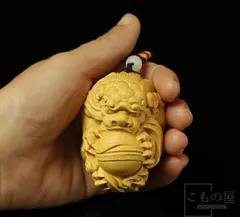 時代物　木彫　虎図　印籠根付　宏中在銘（提げま物煙管煙草入れキセル柘植前金具 時代物木彫虎図印籠根付宏中在銘（提げま物煙管煙草入れキセル