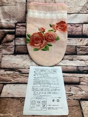 大手メーカー訳あり限定処分品！お洒落なレースローズ 暖房洗浄用トイレ蓋カバー１枚1,900円が