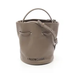 2025年最新】バレンシアガ balenciaga ドローストリングバッグ