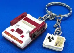 【中古】キーホルダー・マスコット(キャラクター) 丸ボタンコントローラー ファミリーコンピュータ(1983年) Nintendo 歴代ハードキーホルダー3