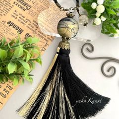 受注制作 ポリマークレイとビーズ刺繍のバッグチャーム 変わり