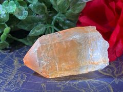 エネルギー循環の石✨　タンジェリンクォーツ　ポイント　原石　蜜柑水晶