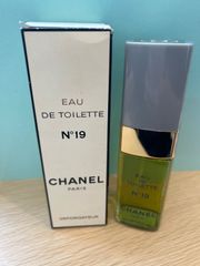 CHANEL（シャネル）No19　オーデトワレ　100ml　箱付き