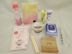  未使用 コスメ ポリパリ デイジーク MOYO 他 歯ブラシ アイライナー アイシャドウパレット ハンドクリーム 等 10点