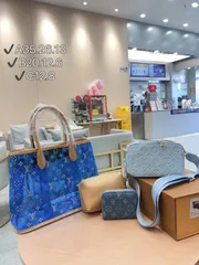 [本日特価] TOP New 2025 高品質3点セット - Lv ブルージェリーバッグ + ブルーカメラバッグ + 財布 本日限定特別割引！[本日特価|新品未使用品]