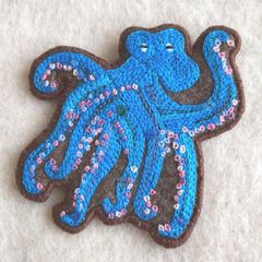 選べるフェイクレザーパッチンピン ハンドメイド - メルカリShops