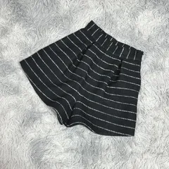 【良品】ショートパンツ  ホットパンツ  総柄  (F)  上品  大人カワイイ レディース  黒系  ブラック【送料無料】