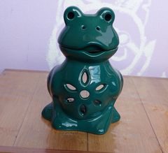 カエル アロマポット 陶器　緑