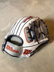 The Wannabe Hero X2型 2023年モデル【Wilson】軟式用グラブ ［Wilson中村氏直伝型付け］