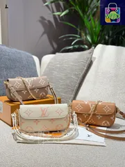 【今日特価】LV Wallet On Chain ルイ・ヴィトン WOC モノグラム キャンバス クロスバッグ