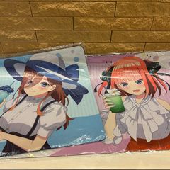 新品　五等分の花嫁バカンスver.　プレイマット　中野二乃/中野三玖　　ラバーマット