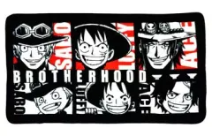 【中古】抱き枕カバー・シーツ(キャラクター) サボ＆ルフィ＆エース ブランケット 「一番くじ ワンピース～熱き絆編～」 C賞