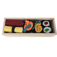 #イツセイミヤケ Sushi 寿司 プリーツ ポーチセット 希少 美品 PLEATS PLEASE ISSEY MIYAKEから“お寿司”が登場！ | Vogue Japan