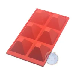 新品（送料無料）ピラミッド シリコンモールド型 三角型 三角柱 富士山 クッキー型 抜き型 チョコ型 キャンドル型　クリスマス飾り　クリスマス プレゼント　クリスマスツリー 雪だるま サンタクロース　　製菓道具　ムースケーキ型　マフィンケーキ型　石けん型