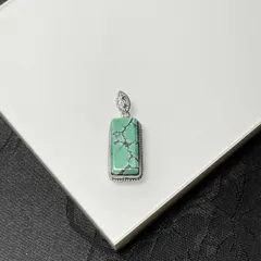 高級 EU製 ★ターコイズ トルコ石・ペンダント★アクセサリー 天然石 きれいめ ギフト プレゼント2 約20.2*9.2*6.2mm ZB8564