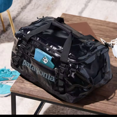 パタゴニア ブラックホールダッフル 40L トラベルバッグ メンズバッグ 防水
