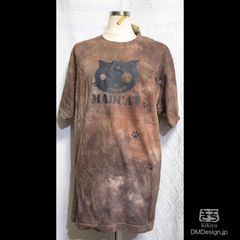 (L)手染めプリント一点もの「泥赤茶」MADCAT黒猫半袖Tシャツ（1-269）