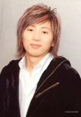 【中古】生写真(男性) w-inds./千葉涼平/バストアップ・パーカー黒・シャツ白・背景グレー/公式生写真