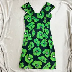 DOROTHY PERKINS　ドロシー パーキンス ワンピース　38 黒　緑　ブラック　グリーン　花柄　花　ルーマニア 製　ノースリーブのサムネイル