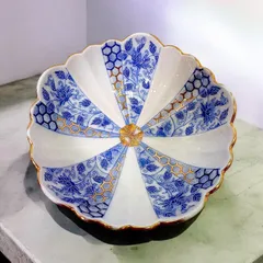 USED】有田焼 西山窯 古伊万里 金彩染付亀甲唐草文 菊割小皿5点