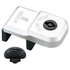 Item thumbnail for item b588b288-2543-4766-abff-73c8d4abff3c