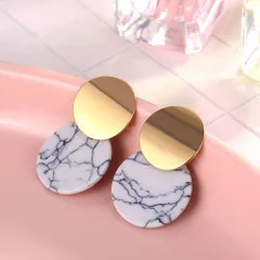 【普通郵便発送】 ピアス 大理石柄 ピアス 両耳用 ２個セット ゴールド レディース ユニセックス