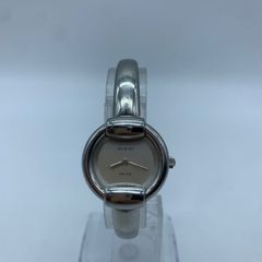 ジャンク品】GUCCI シルバー ブレスレットウォッチ - メルカリ