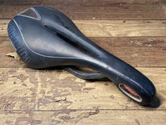 HZ587 セライタリア selle italia Flite Kit Carbonio Flow サドル 黒 カーボンレール