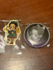 鬼滅の刃 ufotable dining 胡蝶しのぶ 缶バッジ　ステッカー