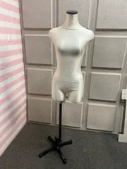 トルソー　マネキン　ボディ　中古 トルソー マネキン ボディ 中古 レディース 女性用 - メルカリ