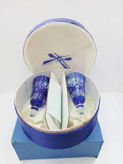 藍切子フラワースタンド1個　藍色切子ガラス小皿5個　美品 藍切子フラワースタンド1個 藍色切子ガラス小皿5個 美品 藍切子