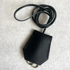 本革　キーケース　キーカバー  ストラップ　クロシェット　革平ひも　Ｌサイズ　ブラック