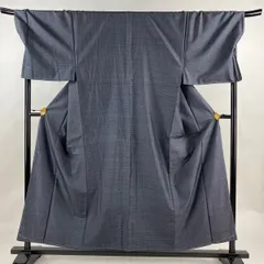 男着物 身丈155cm 裄丈74cm L 袷 アンサンブル 大島紬 証紙 亀甲絣 紺色 正絹 美品 名品 【中古】