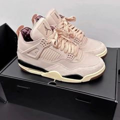 ジョーダン アママニエール A Ma Maniere x Jordan Air Jordan 4 ''While You Were Sleeping'' スニーカー