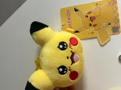 ポケモン ピカチュウ 人形 キーリング 新品