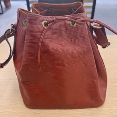ルイ・ヴィトン(Louis Vuitton ) ルイ・ヴィトン ショルダーバッグ エピ プチノエ  ケニアブラウンレディース
