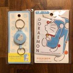 ドラえもん　定期券入れ　ICカード　パスケース　リール付きキーホルダー　セット