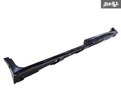 新車外し エスクァイア 純正サイドステップ右のみ　 色070　K345