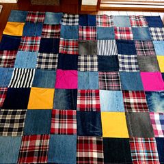 67☆USEDデニムリメイク マルチカバー 124×144センチ 2人かけソファーカバー パッチワーク ベランピング アウトドア キャンプ☆