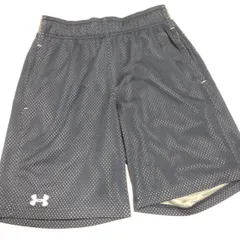 147 160cm UNDER ARMOURアンダーアーマー　ハーフパンツ