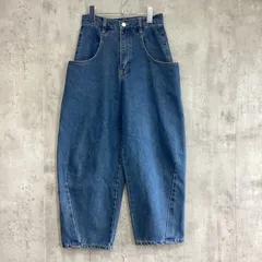 VANNIE U ヴァニーユー　カーブデニムパンツ　ブルー　レディース　Mサイズのサムネイル