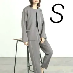 S　グレーベージュ　パンツセットアップ　フォーマル　スーツ　大人可愛　体型カバー
