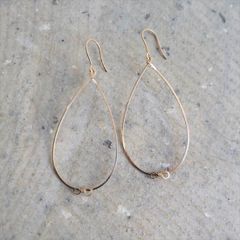 Ouca（ウーサ）ピアス／ディッシュシリーズ*14KGF×ツユ型ワイヤーモチーフピアス