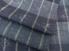 琉球調 縞に矢羽 裄67 真綿紬 鮮やかなグリーン 正絹 T