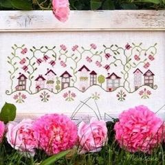 🟩⬜🟥 イタリア クロスステッチ 図案 チャート  👑Madame Chantilly  マダムシャンティ マダムシャンティー 🌹Roses village🌹◆手をつなぐバラの村◆ 可愛い
