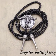 【在庫限り】【普通郵便発送】 ループタイ ロデオネックレス 闘牛の首飾り ペンダント ジュエリー アクセサリー ネックレス デート 首輪 紐 スタイル お洒落アイテム おしゃれ かっこいい ギフト アンティーク風 骨董風 プレゼント シンプル フリーサイズ